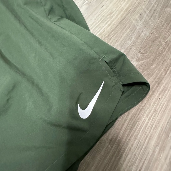 Nike tennis shorts - Picture 4 of 4